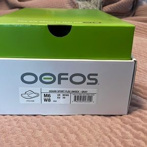 Oofos slides